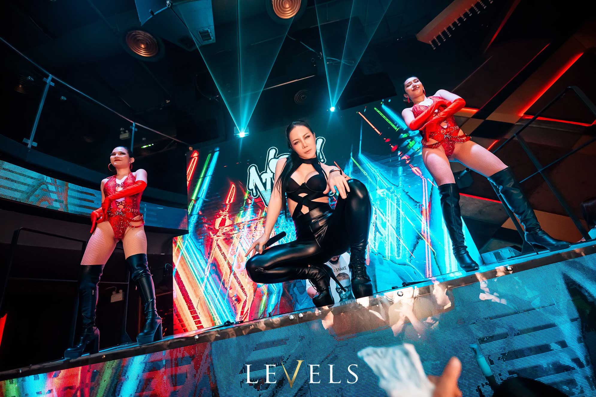Levels bookings